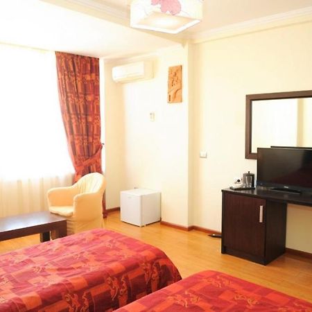 Hotel Leonardo Shkallnur Экстерьер фото