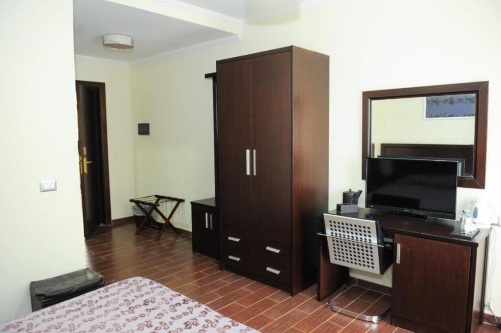 Hotel Leonardo Shkallnur Экстерьер фото